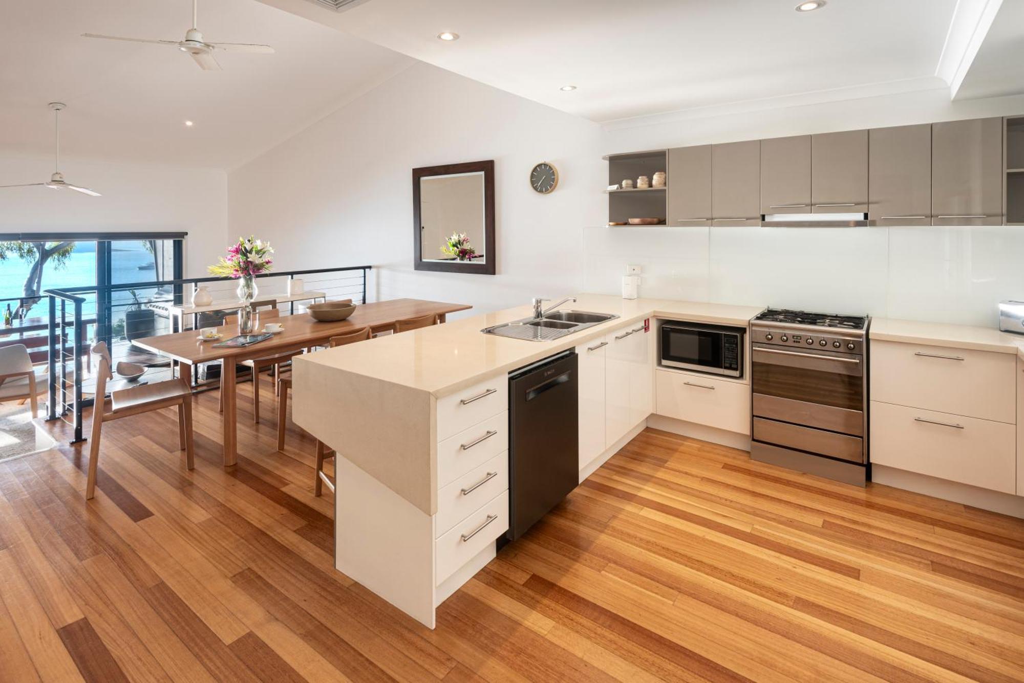 Shorelines Apartments On Hamilton Island By Hiha Exterior photo